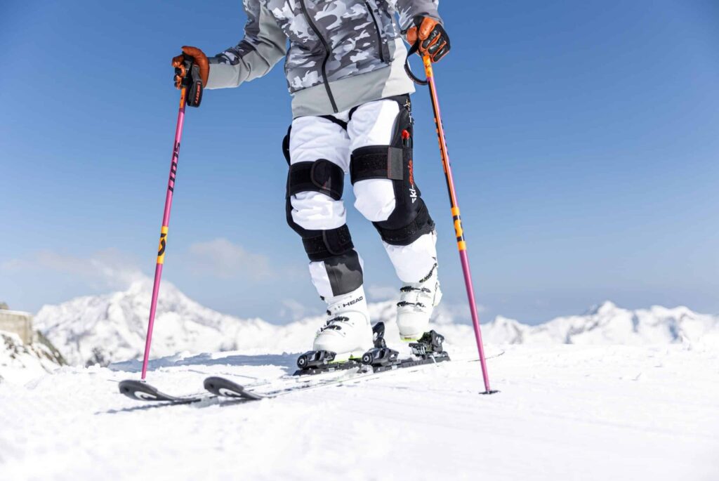 Ski mojo - exoskeleton pro lyžování